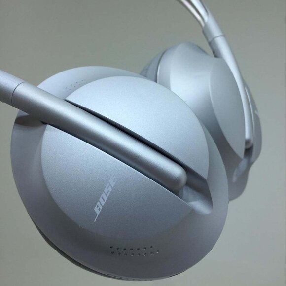 Bose 700 Dr Magic Sound Headset Wireless Bluetooth Headphones - Picture 7 of 9